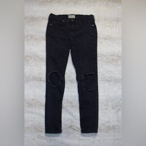 Free People Black Distressed Skinny Jeans | Ripped Knee Denim | Size 28